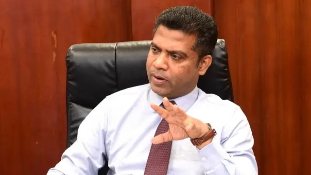 සෞඛ්‍ය අමාත්‍ය නලින්ද ජයතිස්ස.