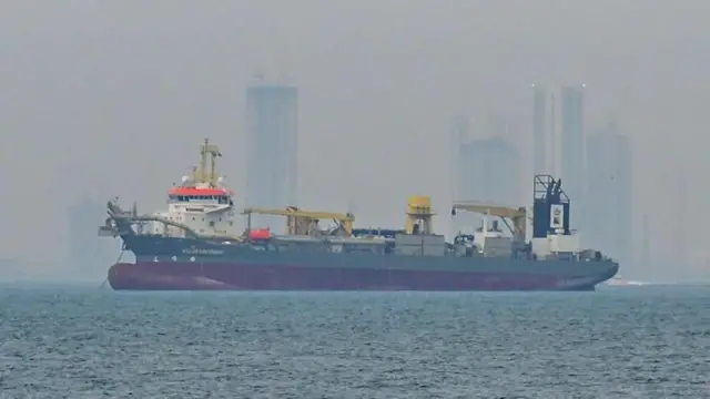  इराणनं स्ट्रेट ऑफ होर्मुझ बंद केल्यामुळे कच्च्या तेलाच्या पुरवठ्यात अडथळा निर्माण झाला आहे