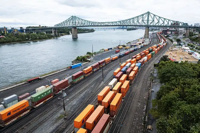 Un patio de un tren de carga en la frontera de EE.UU. y Canadá.
