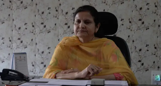 ਲੋਤਿਕਾ ਖਜੂਰੀਆ