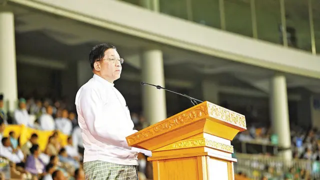 ၂၀၂၄ အမျိုးသားအားကစားပွဲတော်ဖွင့်ပွဲမှာ မိန့်ခွန်းပြောနေတဲ့ စစ်ခေါင်းဆောင် ဗိုလ်ချုပ်မှူးကြီးမင်းအောင်လှိုင်