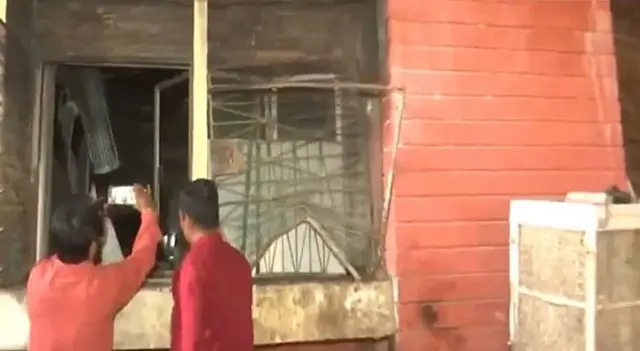 এই ওয়ার্ডেই আগুন লেগেছিল