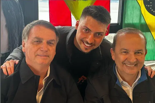 Bolsonaro, Jair Renan Bolsonaro e Jorginho Mello Governador de SC