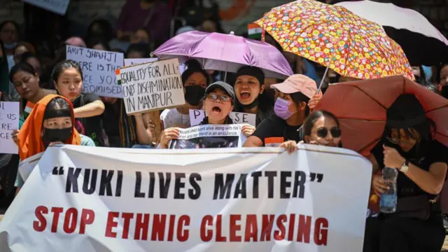 মণিপুরে চলমান সহিংসতার বিরুদ্ধে কুকিদের প্রতিবাদ