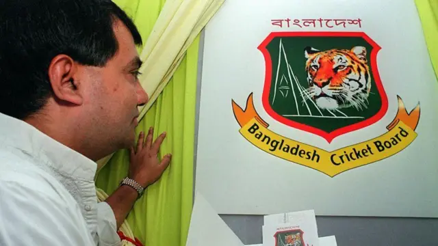 সাবেক বোর্ড সভাপতি সাবের হোসেন চৌধুরী