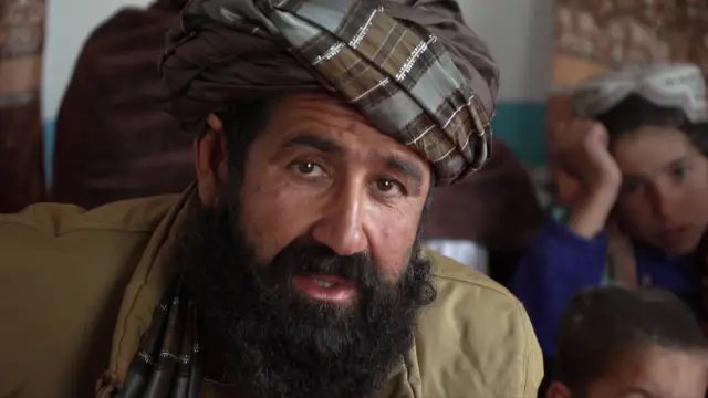 امین الله د کوکنارو پر کرکیلې د طالبانو بندیز منلی.