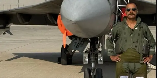 नमांश स्याल 