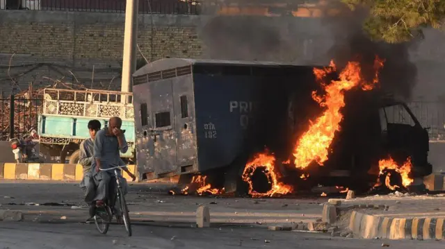 پی ٹی آئی احتجاج 