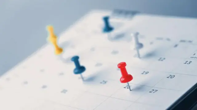 কতো সময় পর পর চুল ভেজানো উচিত এই নিয়ম একেকজনের ক্ষেত্রে একেক রকম