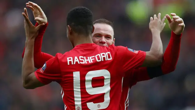 وین رونی قبلا به طور خصوصی به رشفورد گفته بود که باید این باشگاه را ترک کند