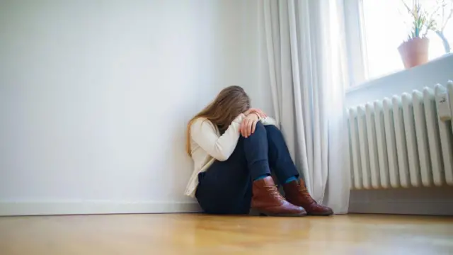 Ilustrasi orang dengan tekanan mental.