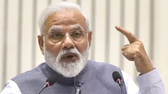 नरेंद्र मोदी 