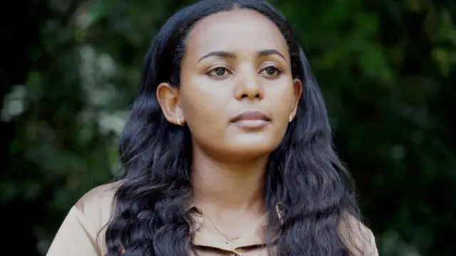 ጸጋ በላቸው ኣብ ወርሒ ሰነ 2024 ብኣባል ፖሊስ ክትዝረፍ እንከላ፡ ስድራቤታ እቶም ንሽምግልና ዝልእዀም ሽማግለታት ንክቕበሉዎም ኣፈራሪሑዎም እዩ