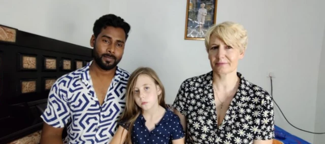 વિદેશી યુવતી સાથે પ્રેમ