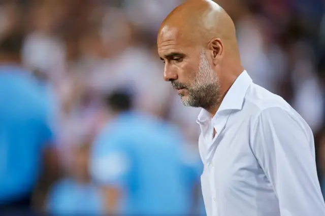 Peep Gaardiyoolaa, leenjisaa Maanchister Siitii