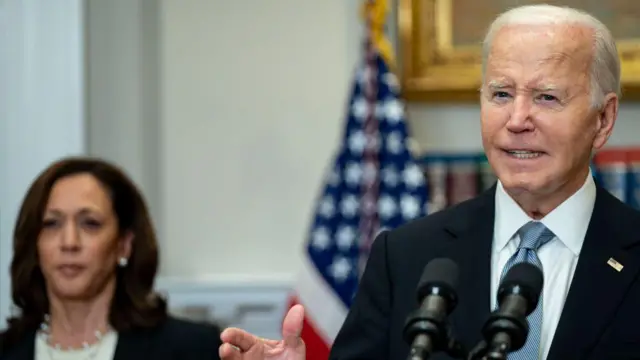 அதிபர் ஜோ பைடனுடன் துணை அதிபர் கமலா ஹாரிஸ்