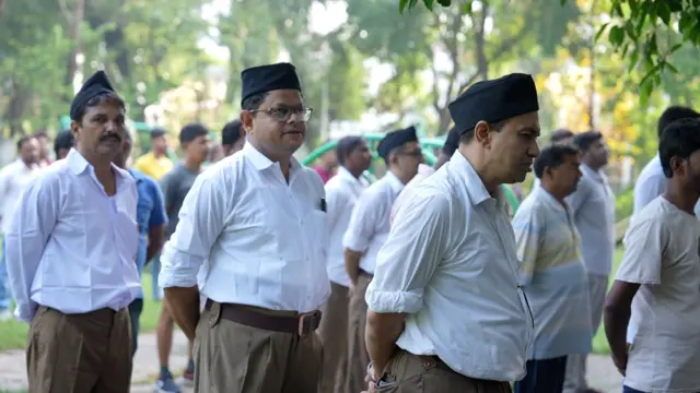 एक्सपर्ट्स का मानना है कि संघ अपनी वैचारिक और संगठनात्मक गतिविधियाँ हमेशा जारी रखता है
