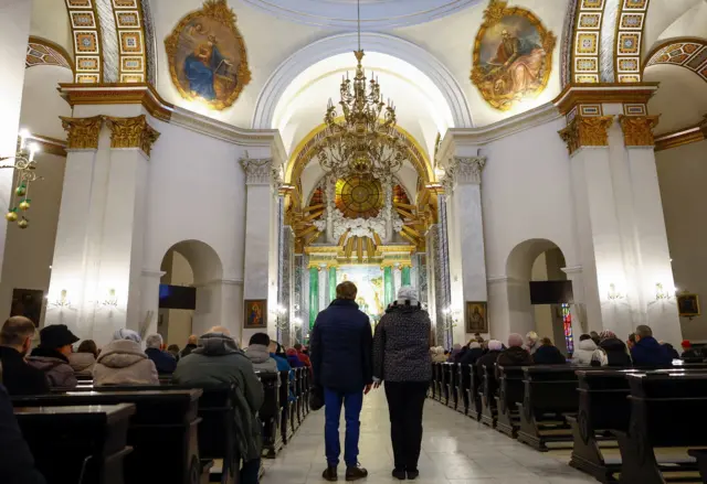 သူတော်စင် အလက်ဇန်းဒြားကျောင်းတော်အတွင်းပိုင်း 