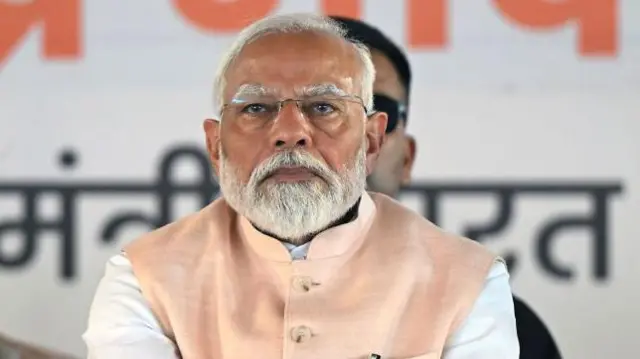 प्रधानमंत्री नरेंद्र मोदी