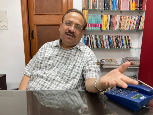 লখনৌর বর্ষীয়ান সাংবাদিক যোগেশ মিশ্র, বিবিসি বাংলার সঙ্গে আলাপচারিতায়