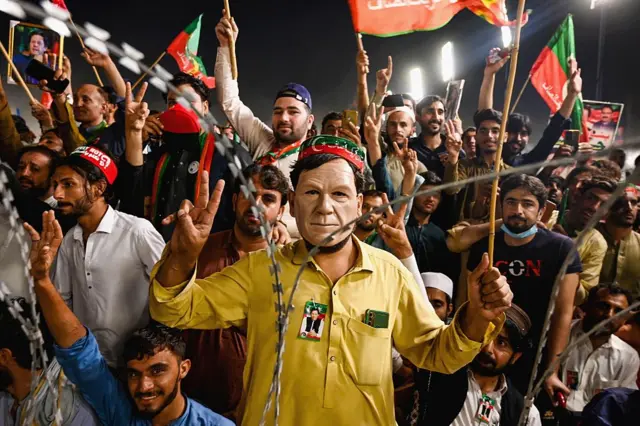 پی ٹی آئی