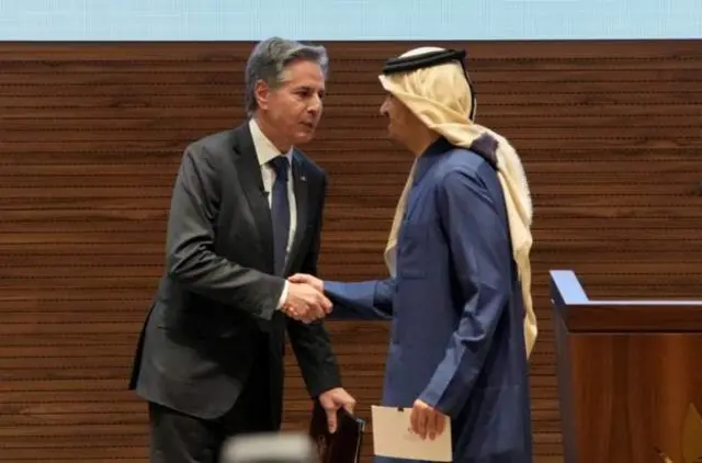 بلېنکن قطر کې 