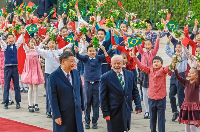 Xi Jinping e Lulacomo sacar dinheiro no pixbetPequim