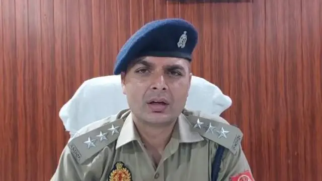 پولیس افسر روی شنکر