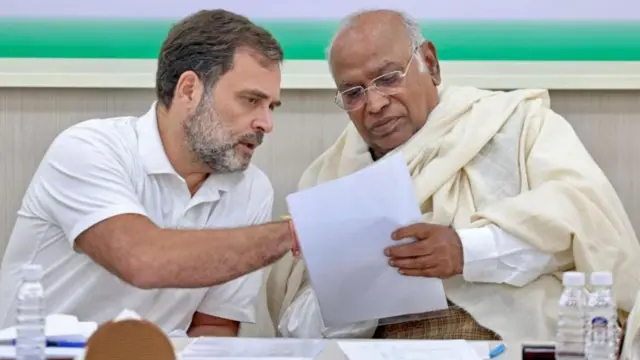 राहुल गांधी आणि मल्लिकार्जुन खरगे