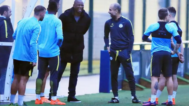 پاتریک ویرا دوران بازی خود را در منچسترسیتی به پایان رساند و مربیگری را در این باشگاه آغاز کرد. سپس هدایت نیویورک سیتی را بر عهده گرفت