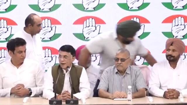 ਧਰਮਵੀਰ ਗਾਂਧੀ