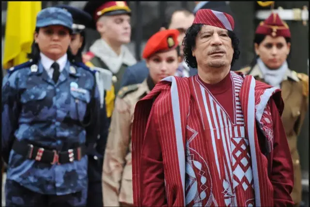 Muammar Gadaafii fi miseensota eegdota dubartootaa isaanii Sadaasa 2008 