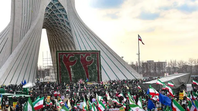 راهپیمایی ۲۲ بهمن