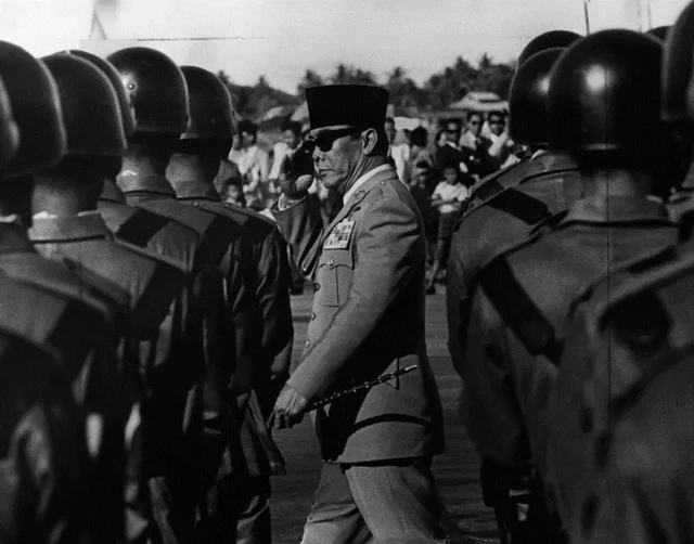 Sukarno, militer, dwifungsi ABRI