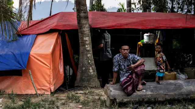 banjir sumatra, aceh, pengungsi, ramadan, banjir aceh