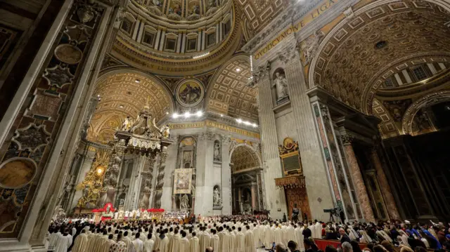 Служба у Ватикані