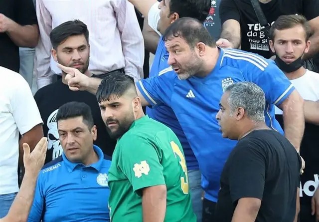 هانی کرده در تمرین استقلال