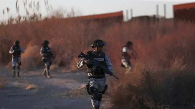 Guardias en la frontera