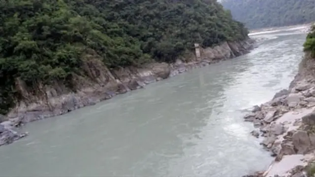 नदी