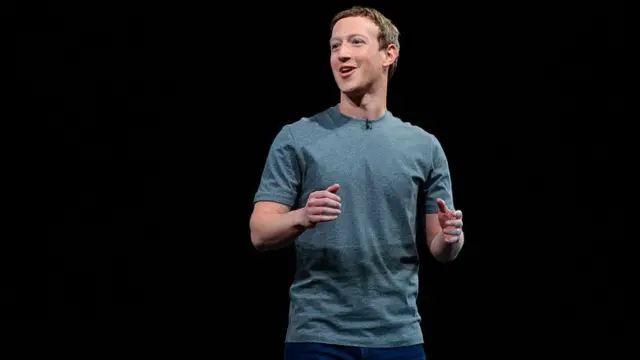 Mark Zuckerberg wuxuu fikradaha ka soo qaataa shirkadaha kale, wuuna ka shaqaysiiyaa