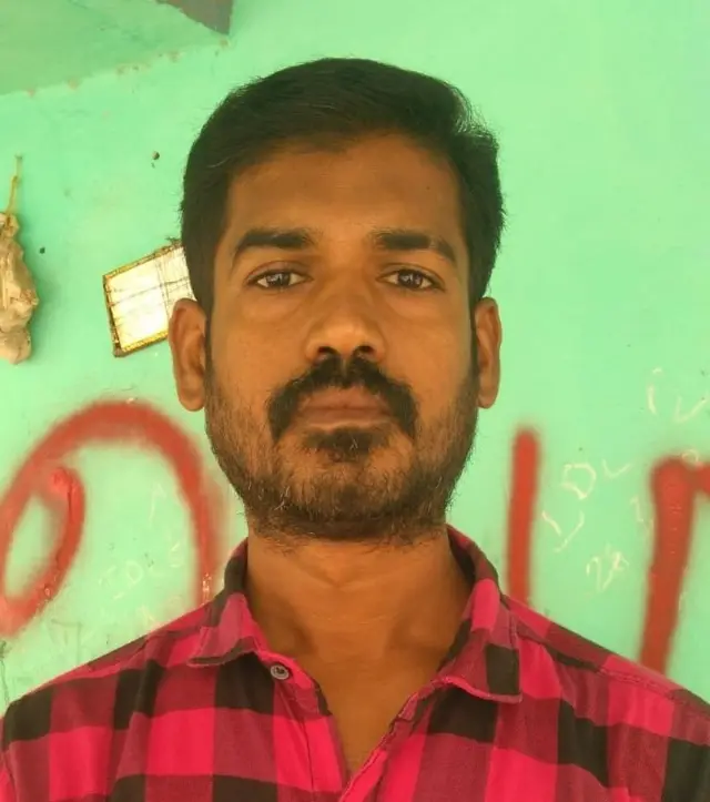 தனியார் நிதி நிறுவனத்தில் கடன் கட்ட தவறினால் வீட்டின் சுவற்றில் எழுதுவது சரியா?