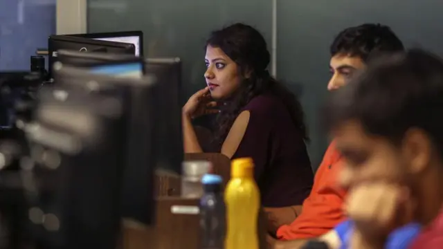 ఉద్యోగులు