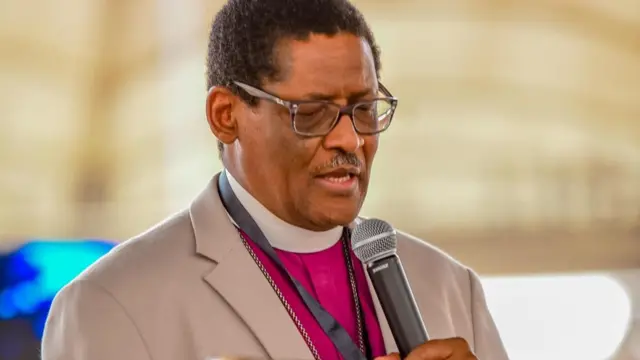 Onyeisi ụka Anglịkan na Naịjirịa bụ Achịbishọp Henry Chukwudum Ndukuba 