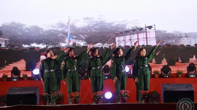 အထူးဒေသ ၁ မှာကျင်းပခဲ့တဲ့ တရုတ်နှစ်သစ်ကူး မြင်းနှစ်ကြိုဆိုပွဲအခမ်းအနား