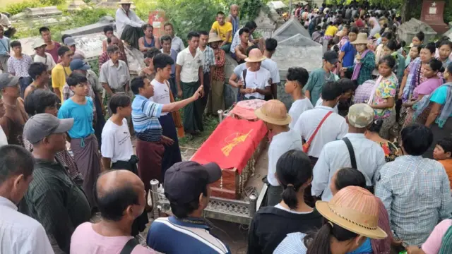 ဝက်လက်မြို့နယ် ပြည်သူ့အုပ်ချုပ်ရေးအဖွဲ့၊ စစ်ကိုင်းတိုင်းဒေသကြီး 