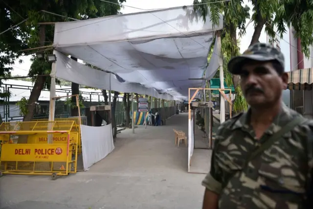 ईव्हीएम-व्हीव्हीपॅट संदर्भातील सर्व याचिका सर्वोच्च न्यायालयाने फेटाळल्या, कोर्टाचं याबद्दल म्हणणं काय आहे?