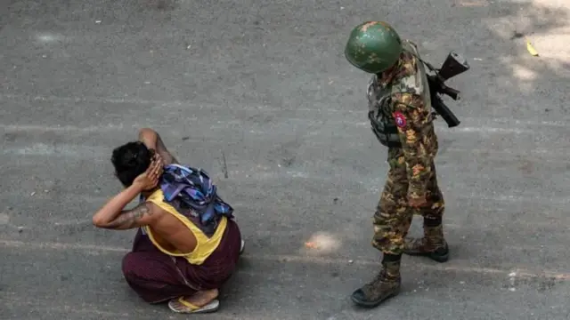 সামরিক বাহিনীর নিপীড়নের মুখে বিদ্রোহীদের প্রতি সমর্থন বেড়েছে বলছেন বিশ্লেষকরা। (ফাইল ফটো )