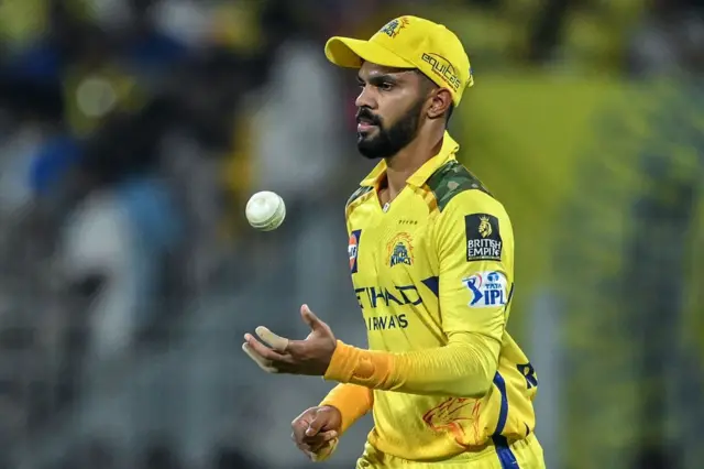 தொடர்ந்து மூன்றாவது தோல்விக்கு வித்திட்ட விரீயமற்ற சென்னை சூப்பர் கிங்ஸின் பந்துவீச்சு