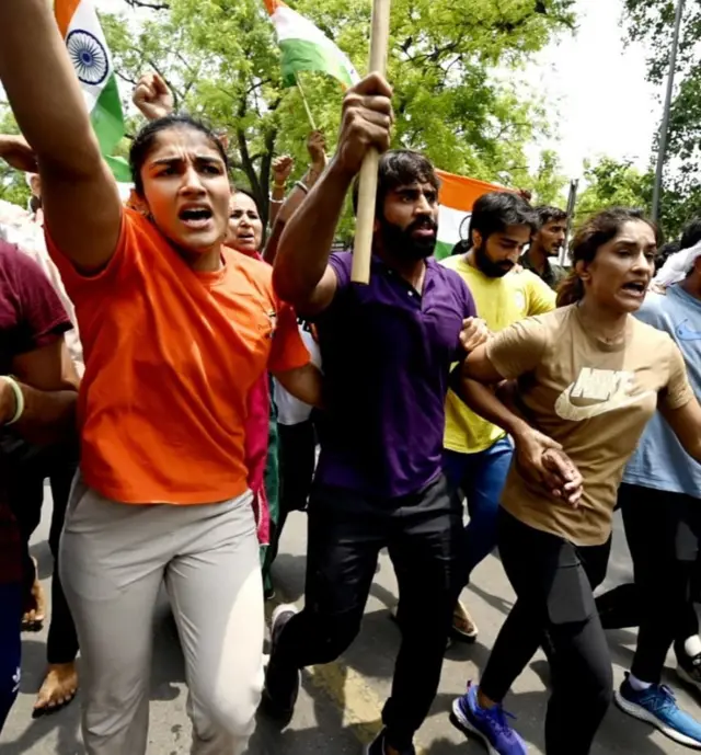 రెజ్లర్ల ఆందోళన 