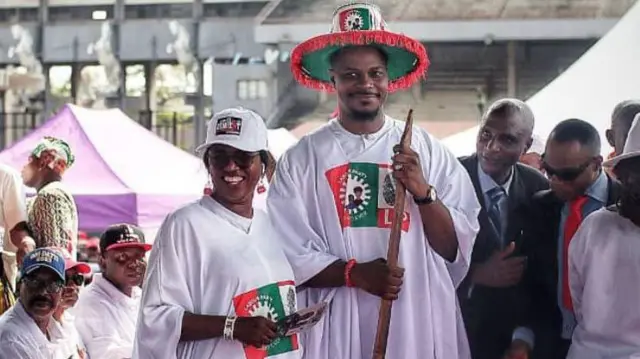 Gbadebo Rhodes-Vivour na osote ya bụ Islamiyat Oyefusi